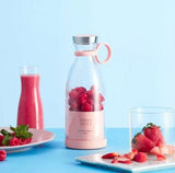 Portable Mini Juice Blender – Travel-Friendly & USB Rechargeable