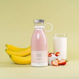Portable Mini Juice Blender – Travel-Friendly & USB Rechargeable